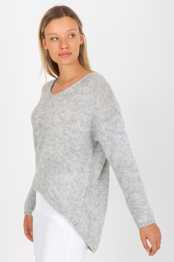 Pilkas oversize megztinis... 2