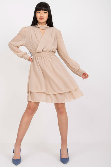 Smėlio spalvos švelni...