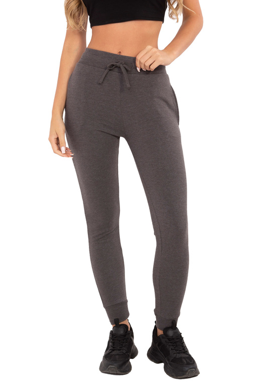 Tamsiai pilkos melanžinės paprastos...