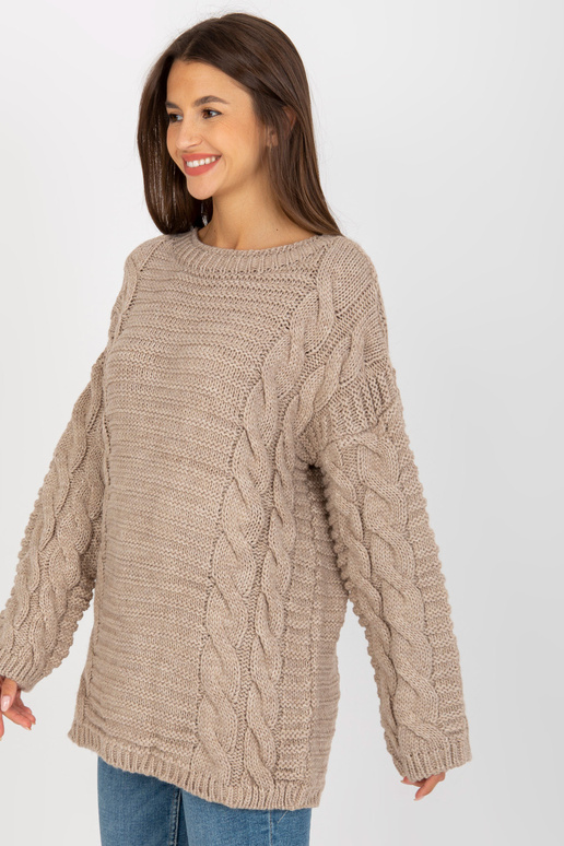 Smėlio spalvos megztinis su pynėmis...