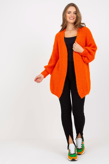 Oranžinis pūkuotas...