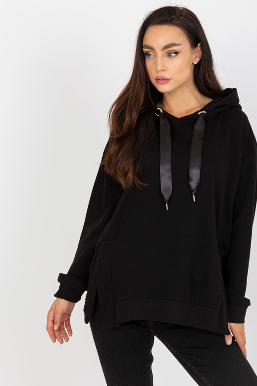 Juodas megztinis su gobtuvu ir...