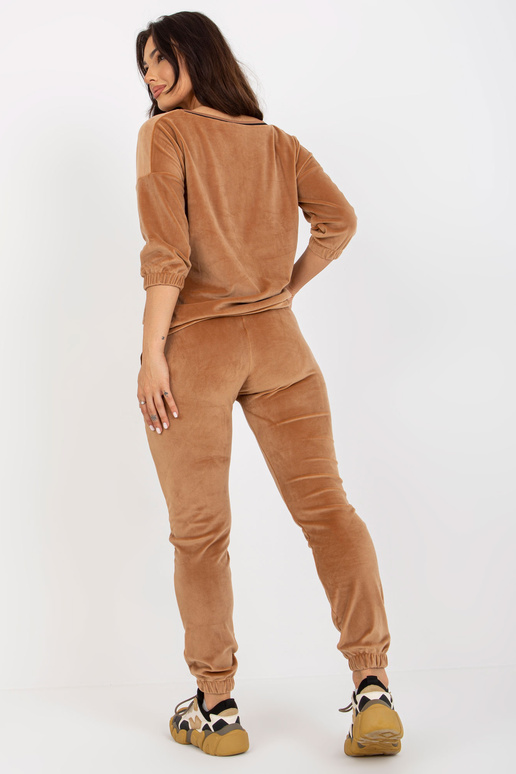 Kupranugarių dviejų dalių veliūrinis...