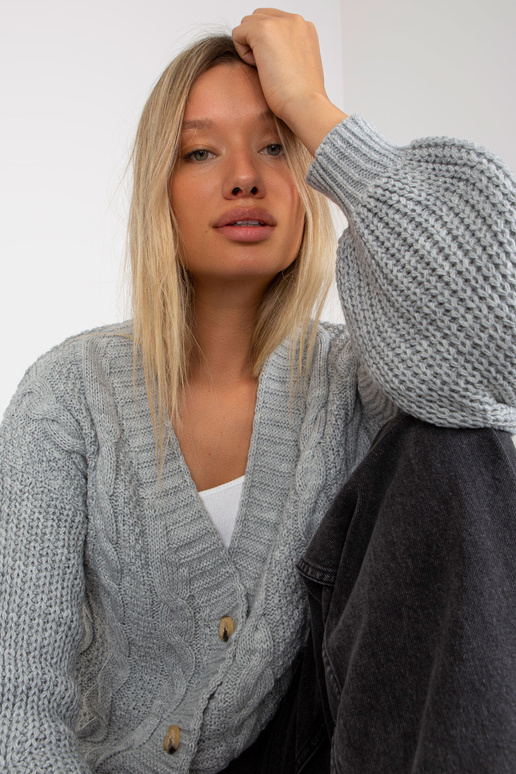 Pilkas megztinis plačiomis rankovėmis...