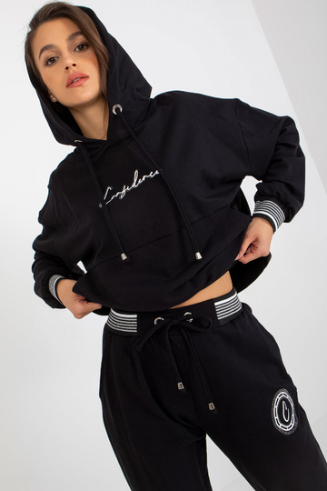 Schwarzes Lockeres...