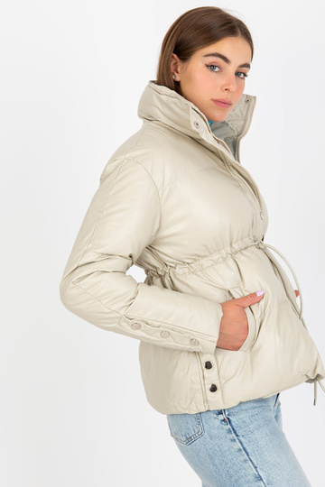 Šviesiai smėlio spalvos eko...