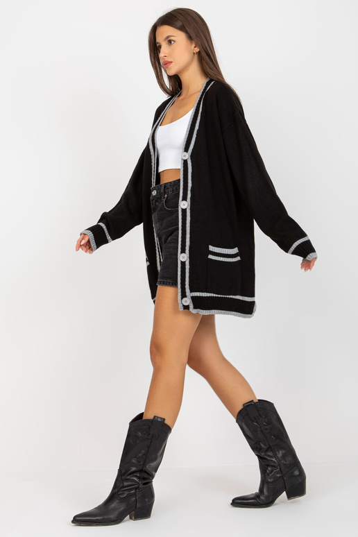 Juodas negabaritinis ilgas megztinis...