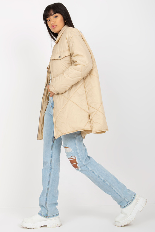 Šviesiai smėlio spalvos dygsniuotas... Šviesiai smėlio spalvos dygsniuotas...