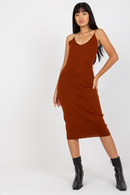 Tamsiai rudos spalvos megztas...