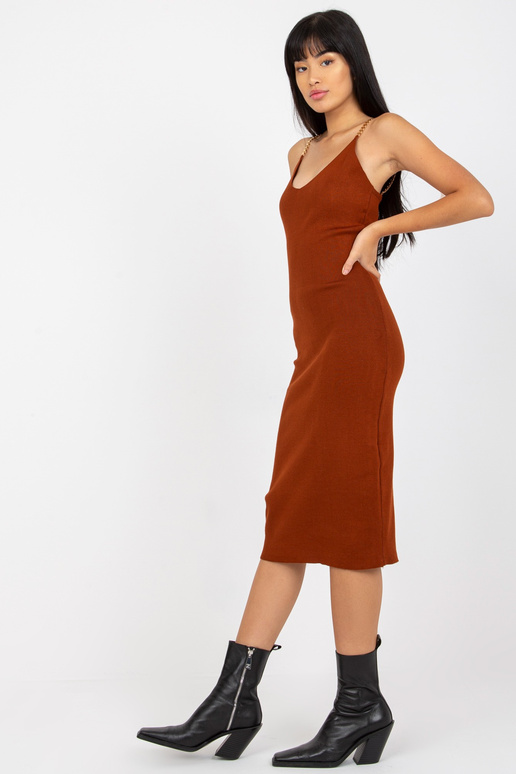 Tamsiai rudos spalvos megztas...