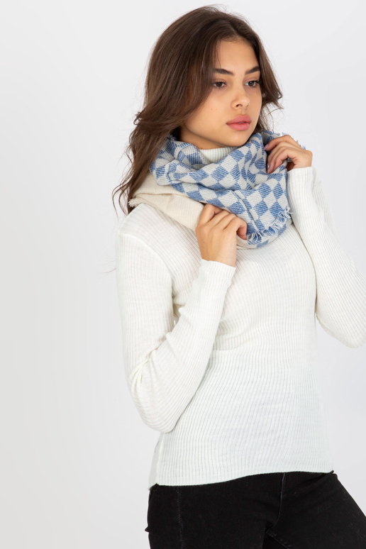 Ecru-tamsiai mėlynos spalvos...