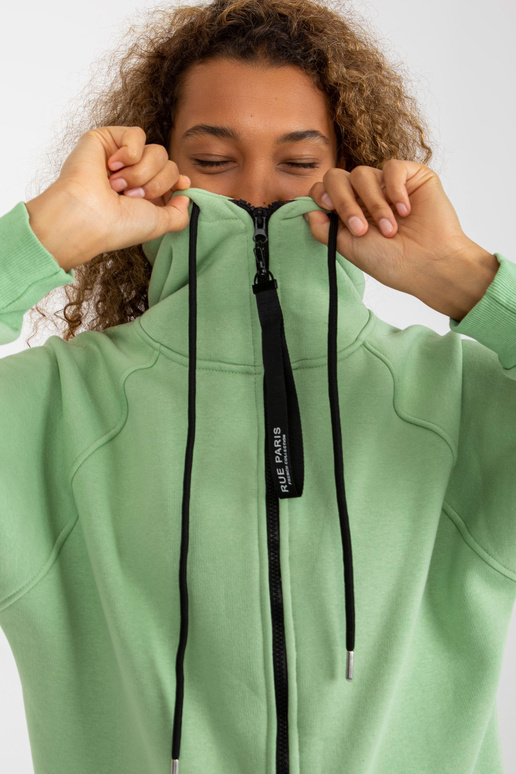 Šviesiai žalios spalvos ilgi...