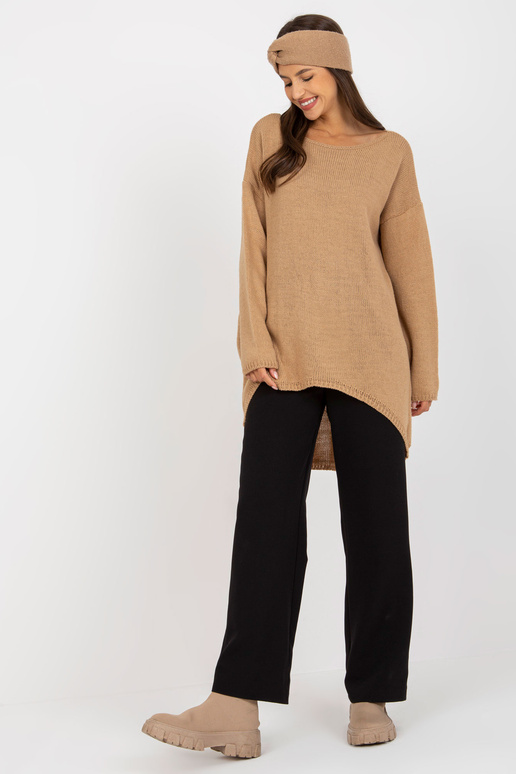 Didelis kupranugarių megztinis su...