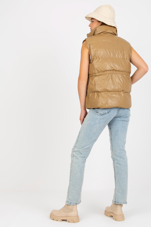 Kupranugarių pūkų liemenė pagaminta...