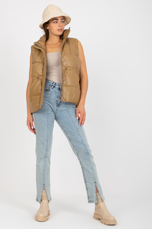 Kupranugarių pūkų liemenė pagaminta...