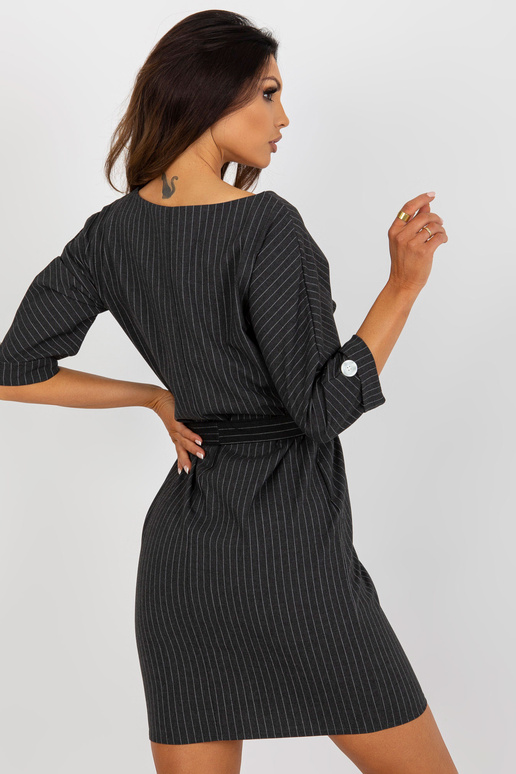 Tamsiai pilka plius dydžio dryžuota...