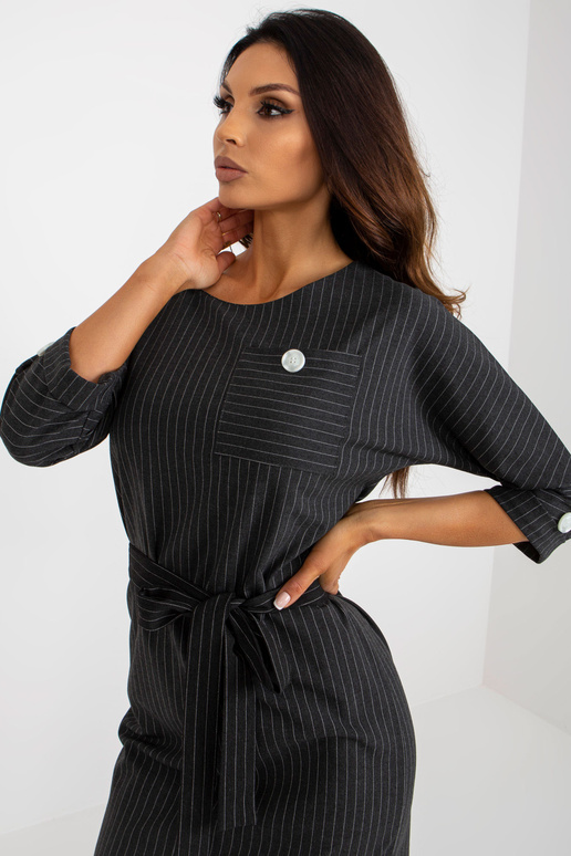 Tamsiai pilka plius dydžio dryžuota...