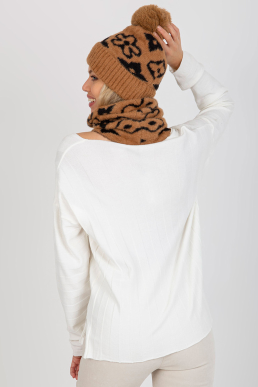 Kupranugarių ir juodos spalvos...