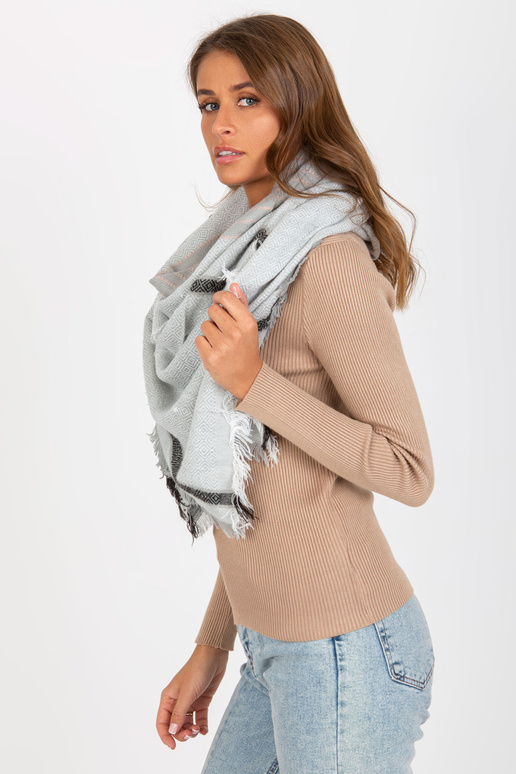 Chustka AT-CH-14201-1.77P JUODA/PILKA