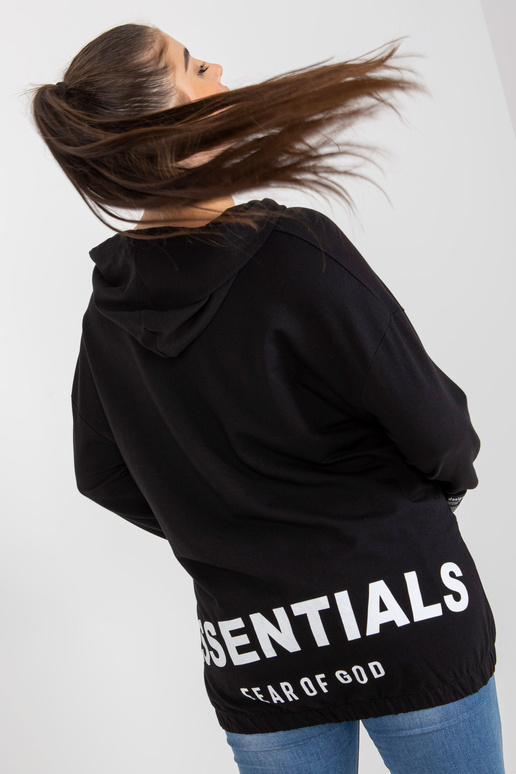 Juodas plius dydžio megztinis su...