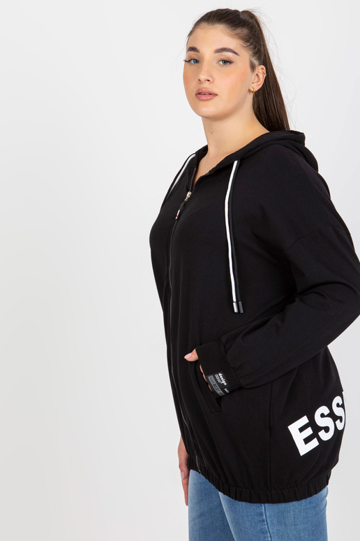 Juodas plius dydžio megztinis su...