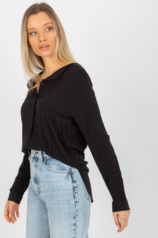 Juodos viskozės marškinių palaidinė...