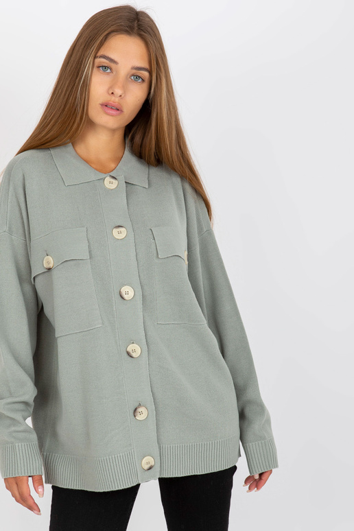 Šviesiai žalias megztinis su apykakle