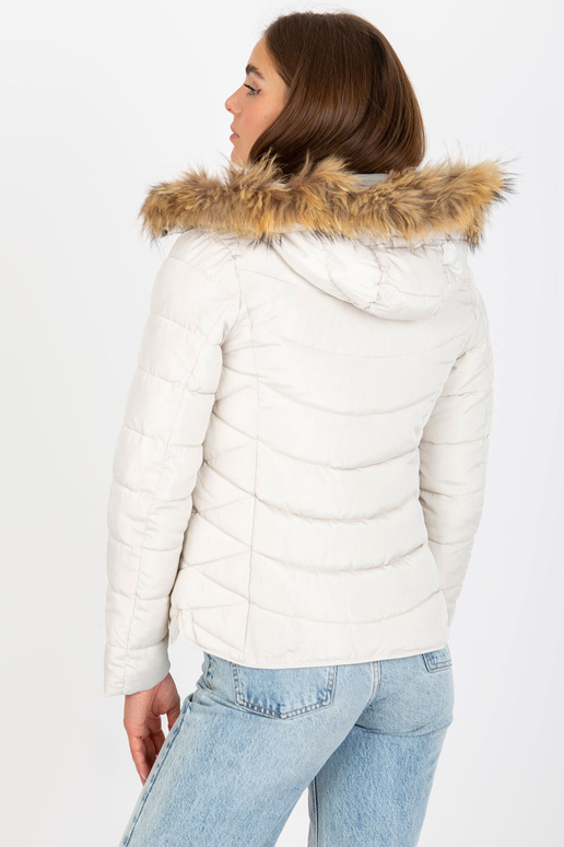 Balta dygsniuota pereinamoji striukė...