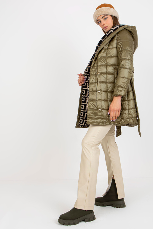 Chaki spalvos dygsniuotas...