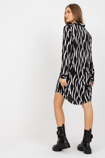 Juodai balta suknelė su... 2