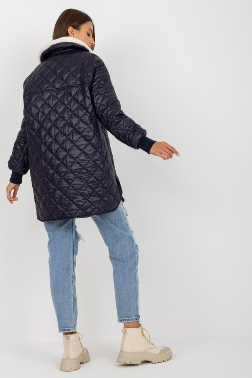 Tamsiai mėlyna dygsniuota striukė su...