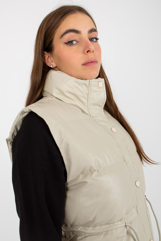 Šviesiai smėlio spalvos pūkinės eko...