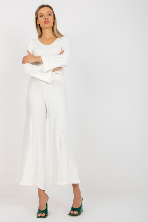 Ecru moteriškos megztos kelnės... Ecru moteriškos megztos kelnės...