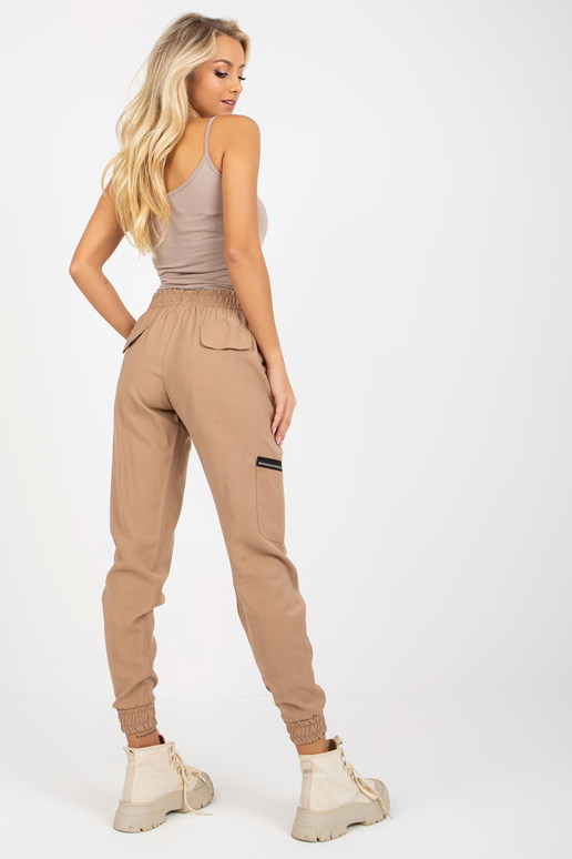 Camelfarbene Cargo-Jogginghose su ZULUNA Camelfarbene Cargo-Jogginghose su ZULUNA