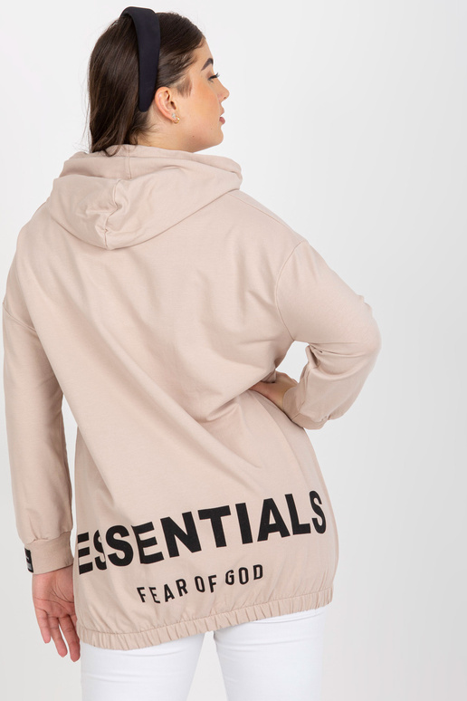 Šviesiai smėlio spalvos plius dydžio...