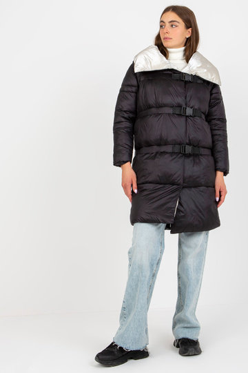 Juodos ir smėlio spalvos...