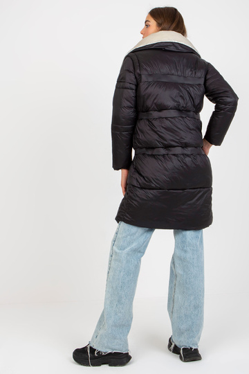 Juodos ir smėlio spalvos... 2