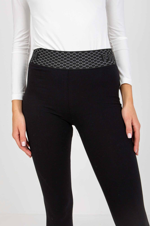 Juodi laisvalaikio antblauzdžiai su...