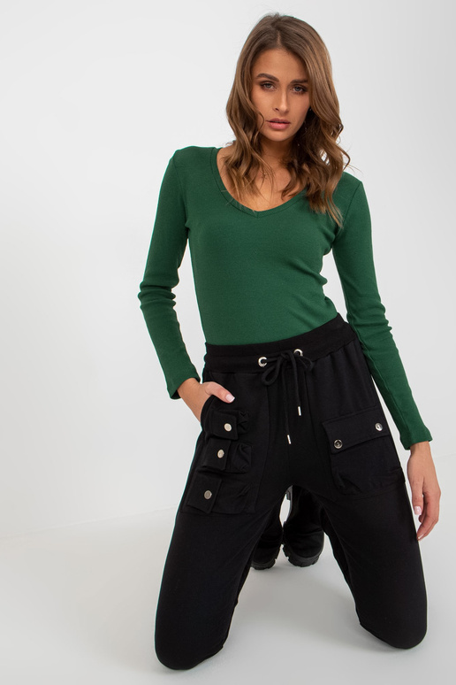 Juodos moteriškos sportinės kelnės su... Juodos moteriškos sportinės kelnės su...