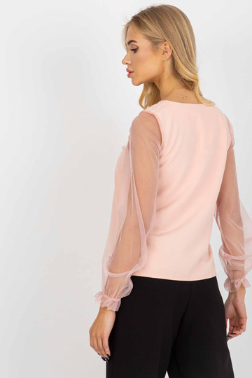 Persiko spalvos iškilminga...