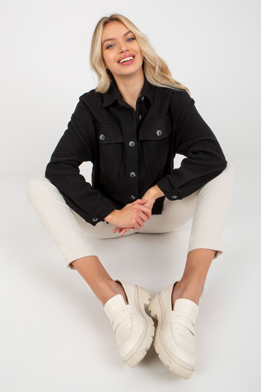 Juodi moteriški marškinėliai ilgomis... Juodi moteriški marškinėliai ilgomis...