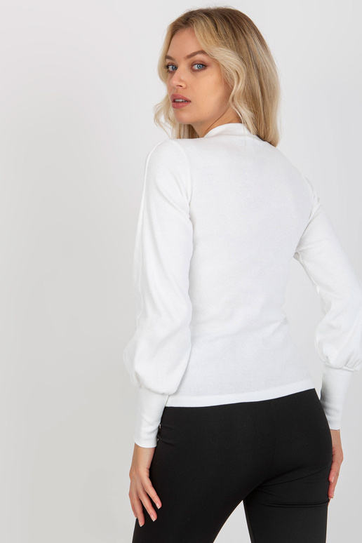 Palaidinė su plačiomis rankovėmis...