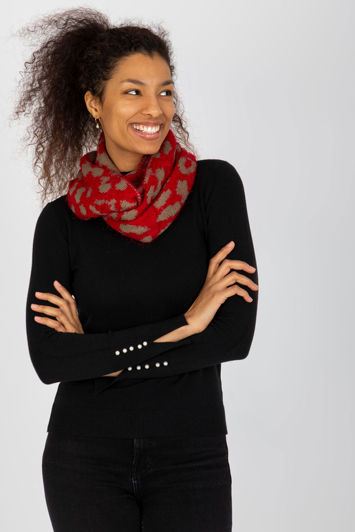 Raudonos ir tamsiai smėlio spalvos...