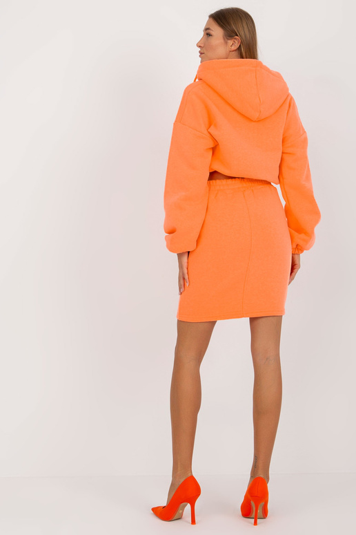 Fluo oranžinės spalvos megztinių...