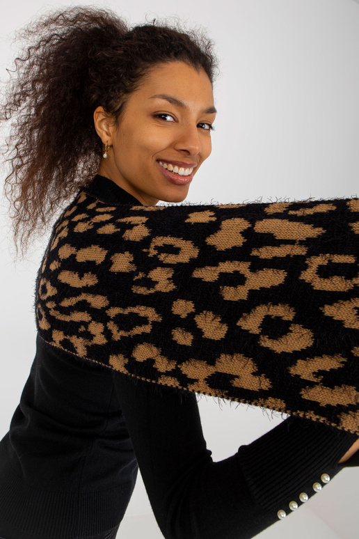 Juodas ir kupranugarių žieminis...