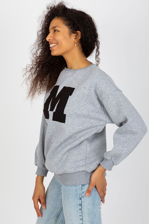 Pilki megztiniai be gobtuvo su pleistru Pilki megztiniai be gobtuvo su pleistru