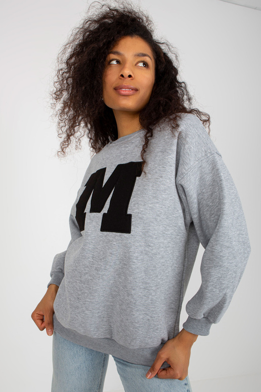 Pilki megztiniai be gobtuvo su pleistru Pilki megztiniai be gobtuvo su pleistru