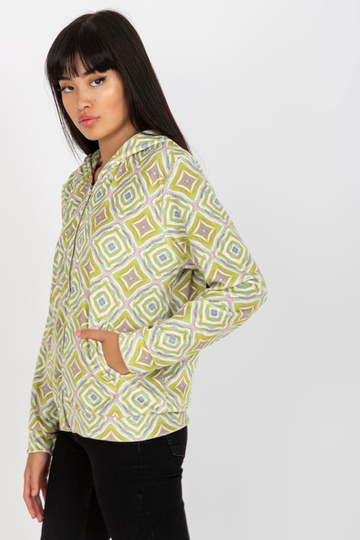 Šviesiai žalios spalvos...