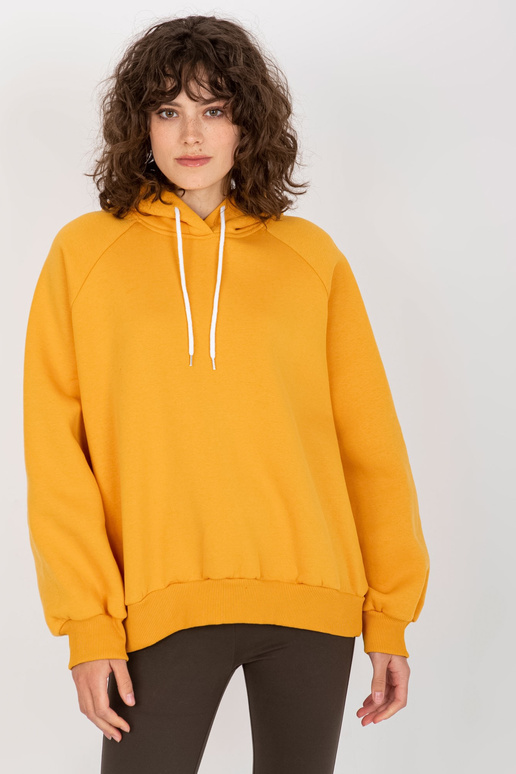 Tamsiai geltonas megztinis su raštu... Tamsiai geltonas megztinis su raštu...