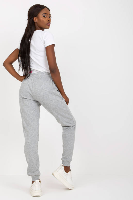 Pilkos melanžinės spalvos pagrindinės...